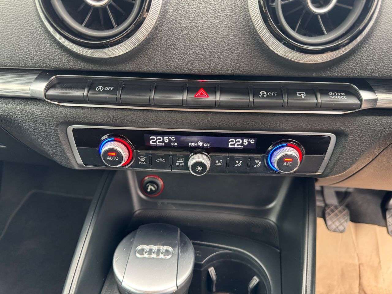 2015 AUDI A3 2015 AUDI A3