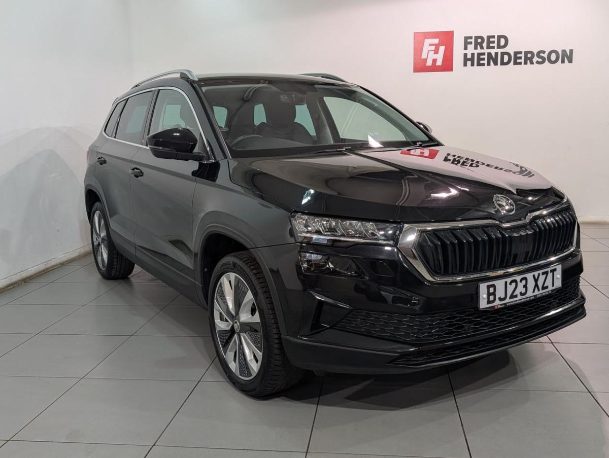 Check out this Skoda Karoq 2023 Petrol Manual