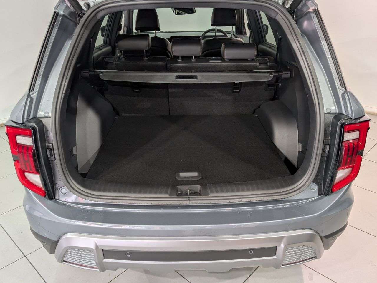 2025 KGM TORRES 2025 KGM TORRES