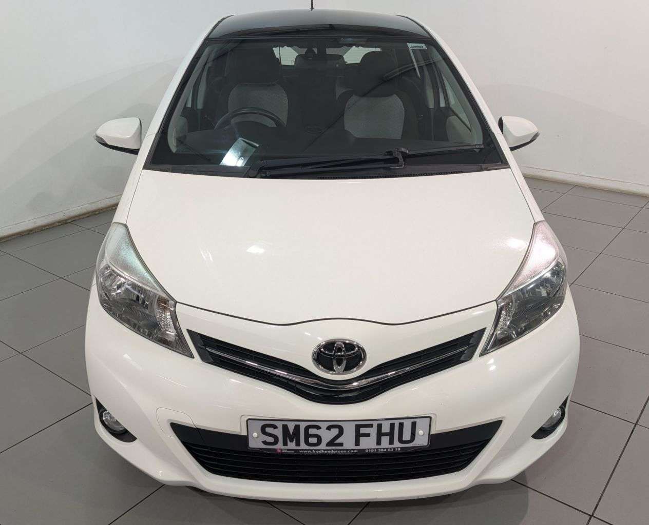 2012 TOYOTA YARIS 2012 TOYOTA YARIS