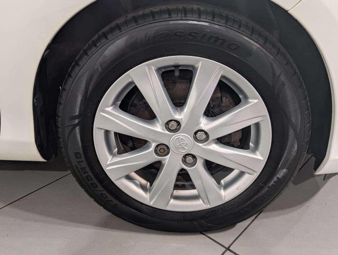 2012 TOYOTA YARIS 2012 TOYOTA YARIS