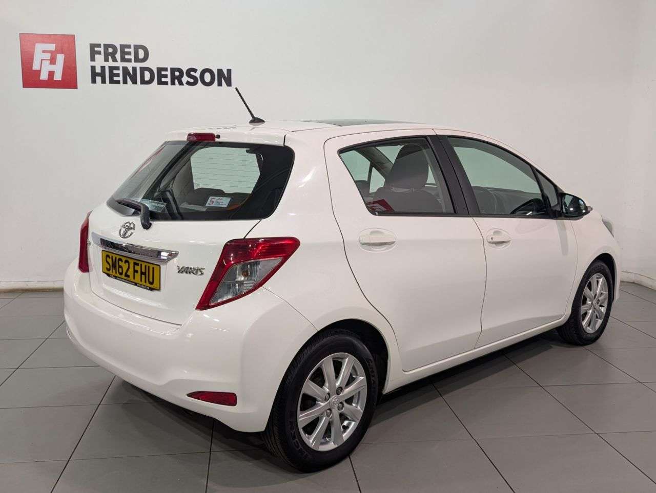 2012 TOYOTA YARIS 2012 TOYOTA YARIS