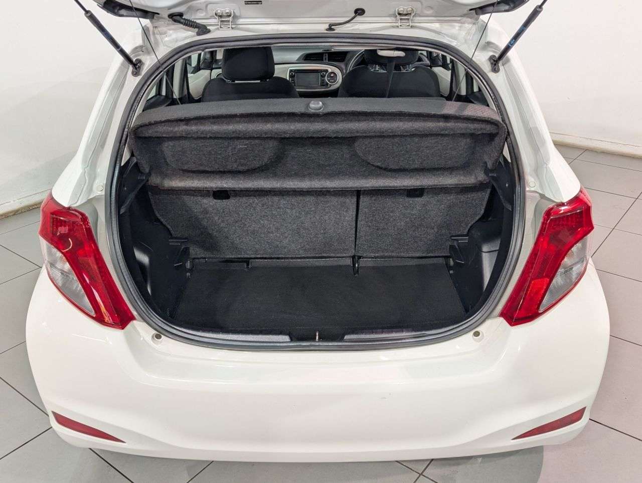 2012 TOYOTA YARIS 2012 TOYOTA YARIS