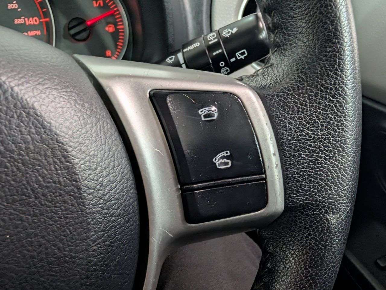 2012 TOYOTA YARIS 2012 TOYOTA YARIS