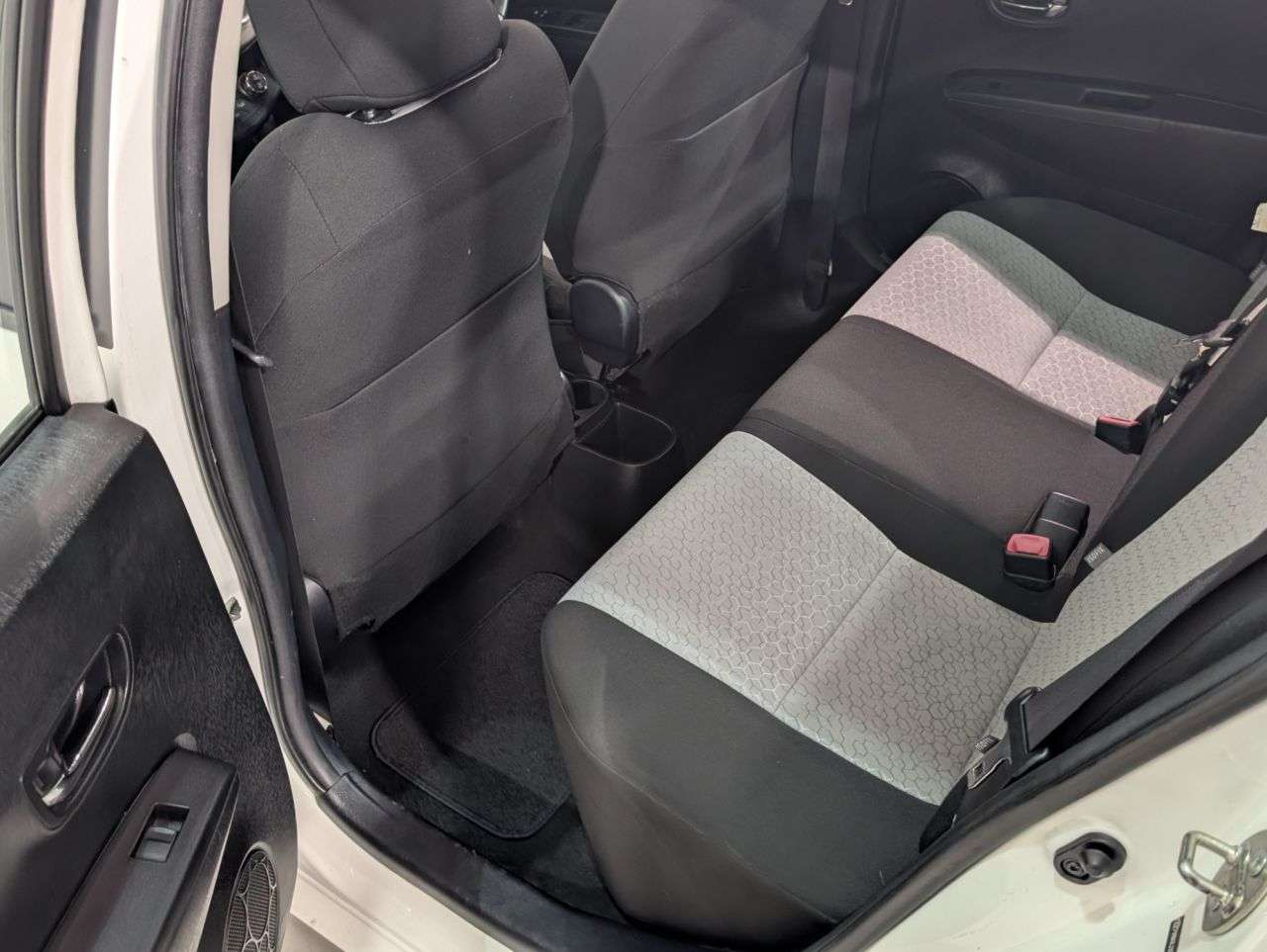 2012 TOYOTA YARIS 2012 TOYOTA YARIS