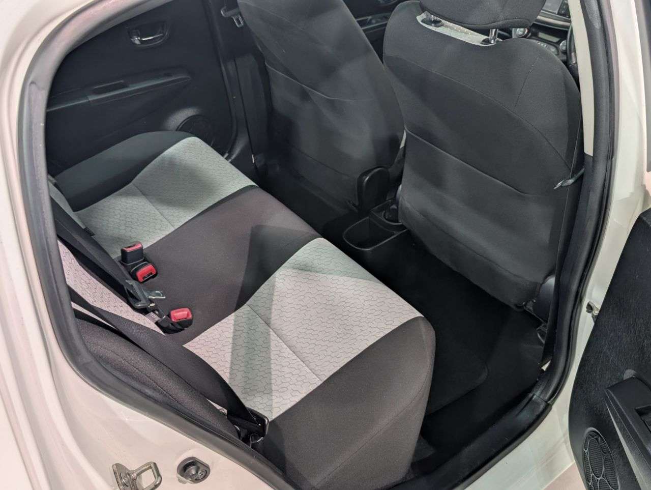 2012 TOYOTA YARIS 2012 TOYOTA YARIS