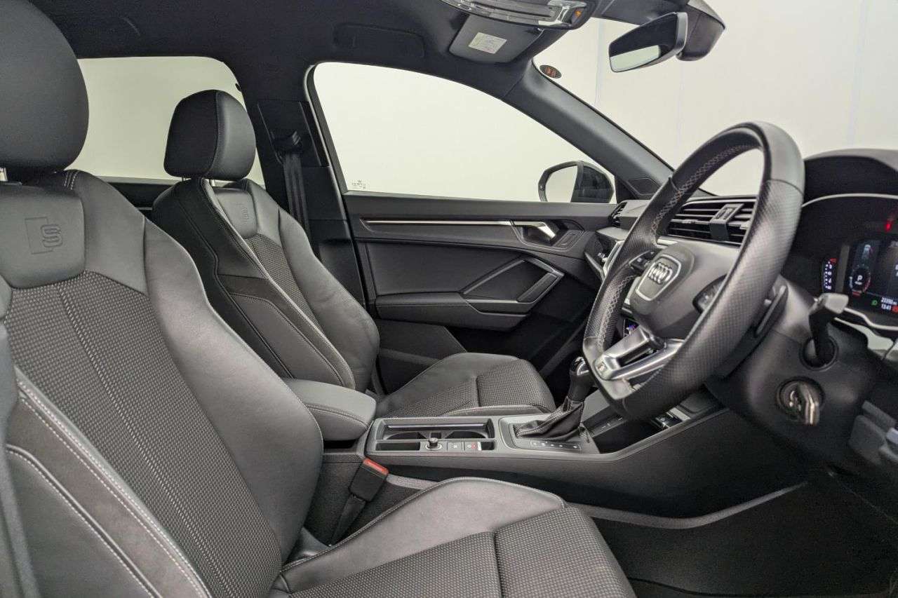 2022 AUDI Q3 2022 AUDI Q3