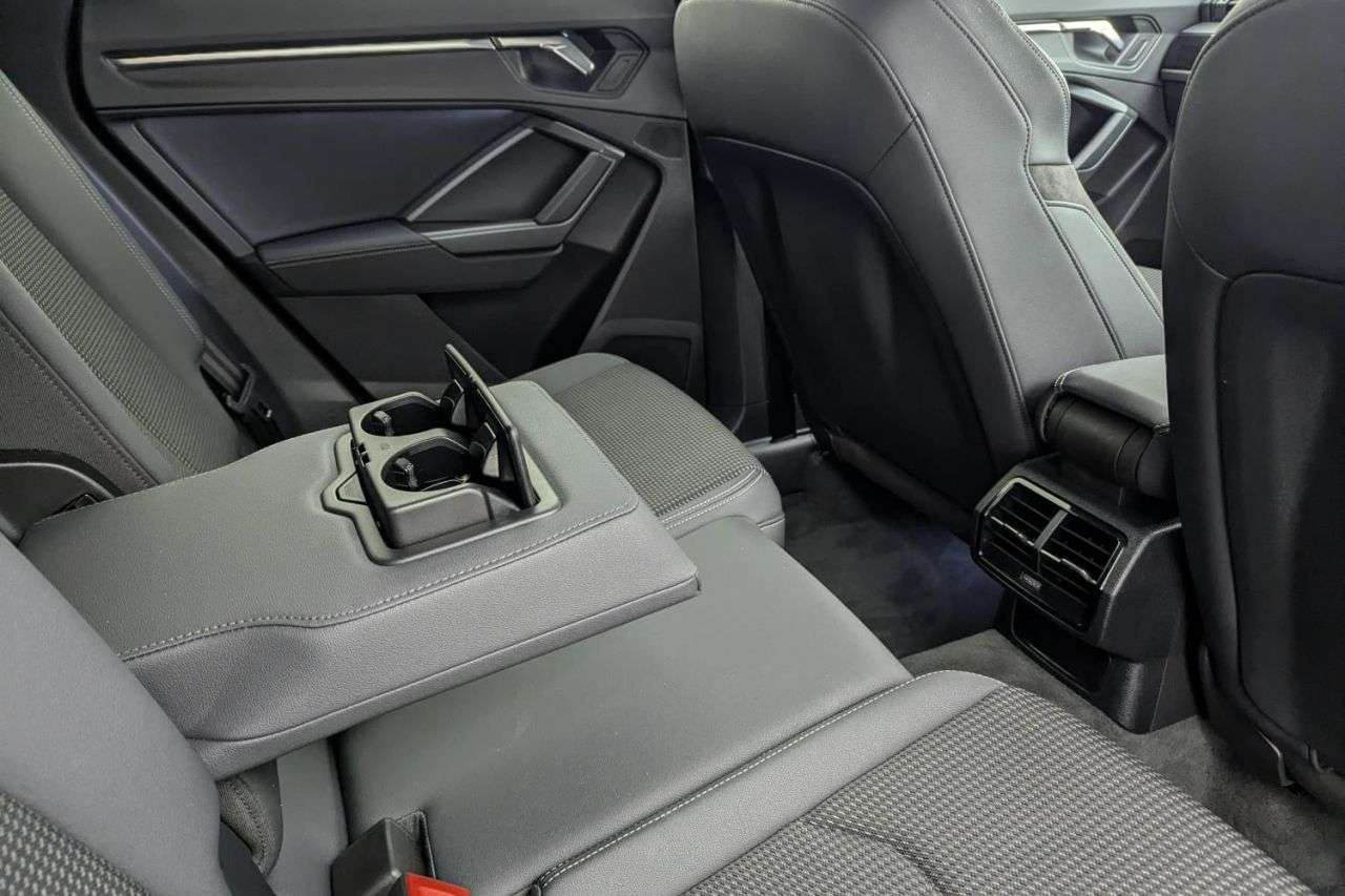 2022 AUDI Q3 2022 AUDI Q3