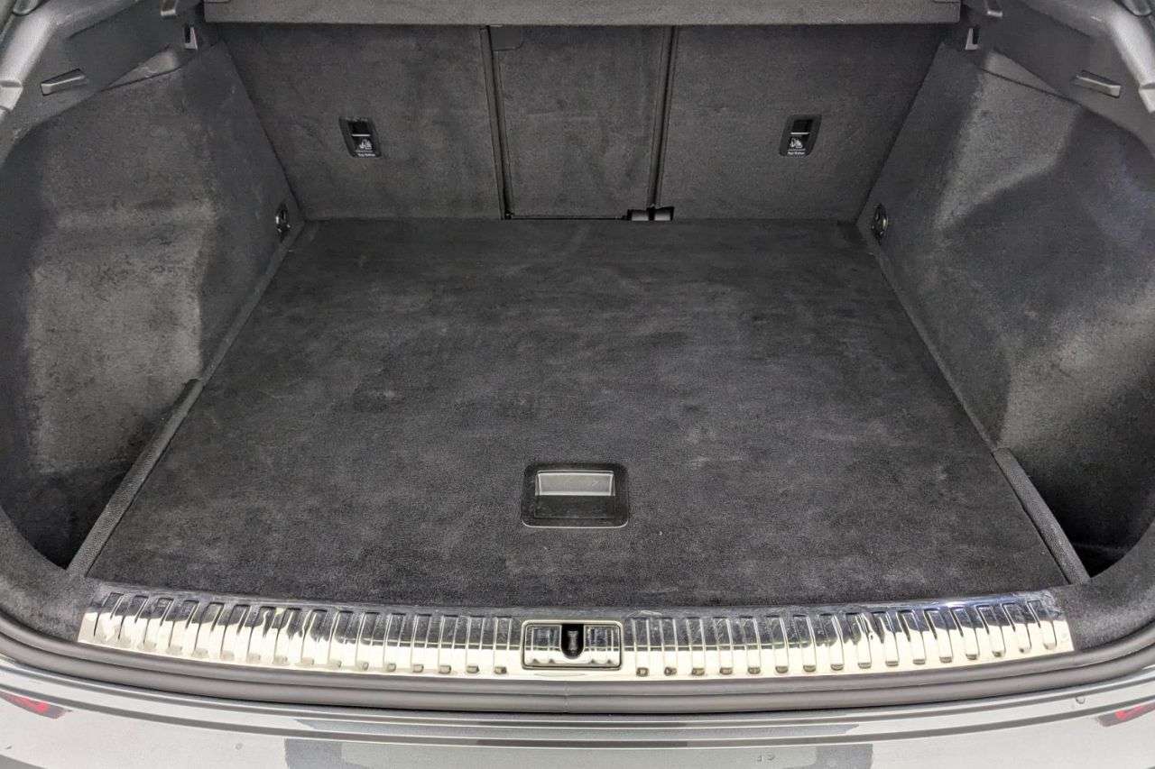 2022 AUDI Q3 2022 AUDI Q3