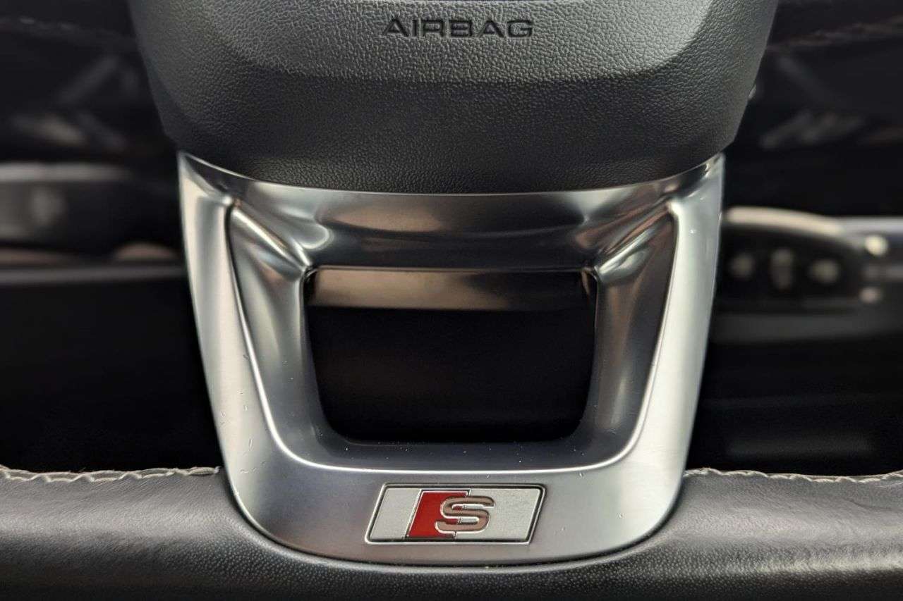 2022 AUDI Q3 2022 AUDI Q3