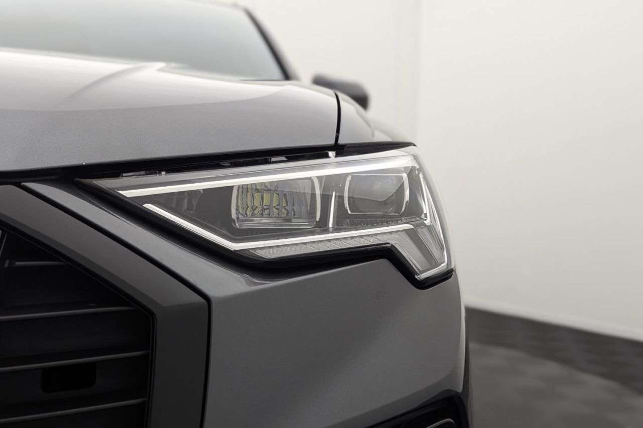 2022 AUDI Q3 2022 AUDI Q3