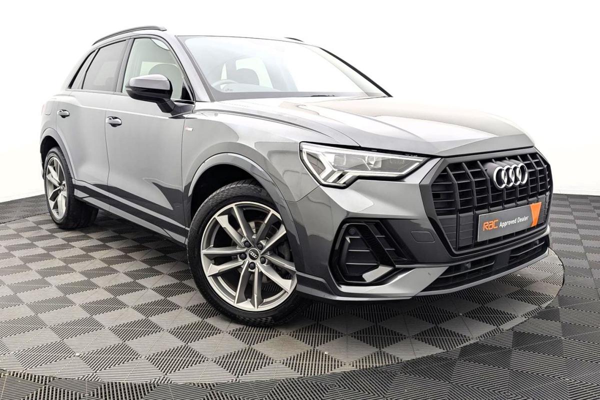Check out this Audi Q3 2022 Petrol Automatic