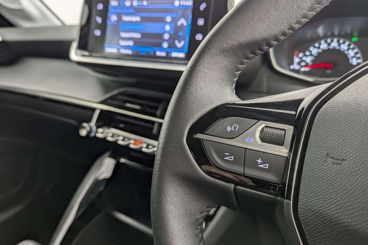 2022 PEUGEOT 208 2022 PEUGEOT 208