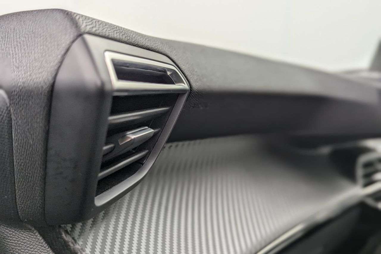 2022 PEUGEOT 208 2022 PEUGEOT 208