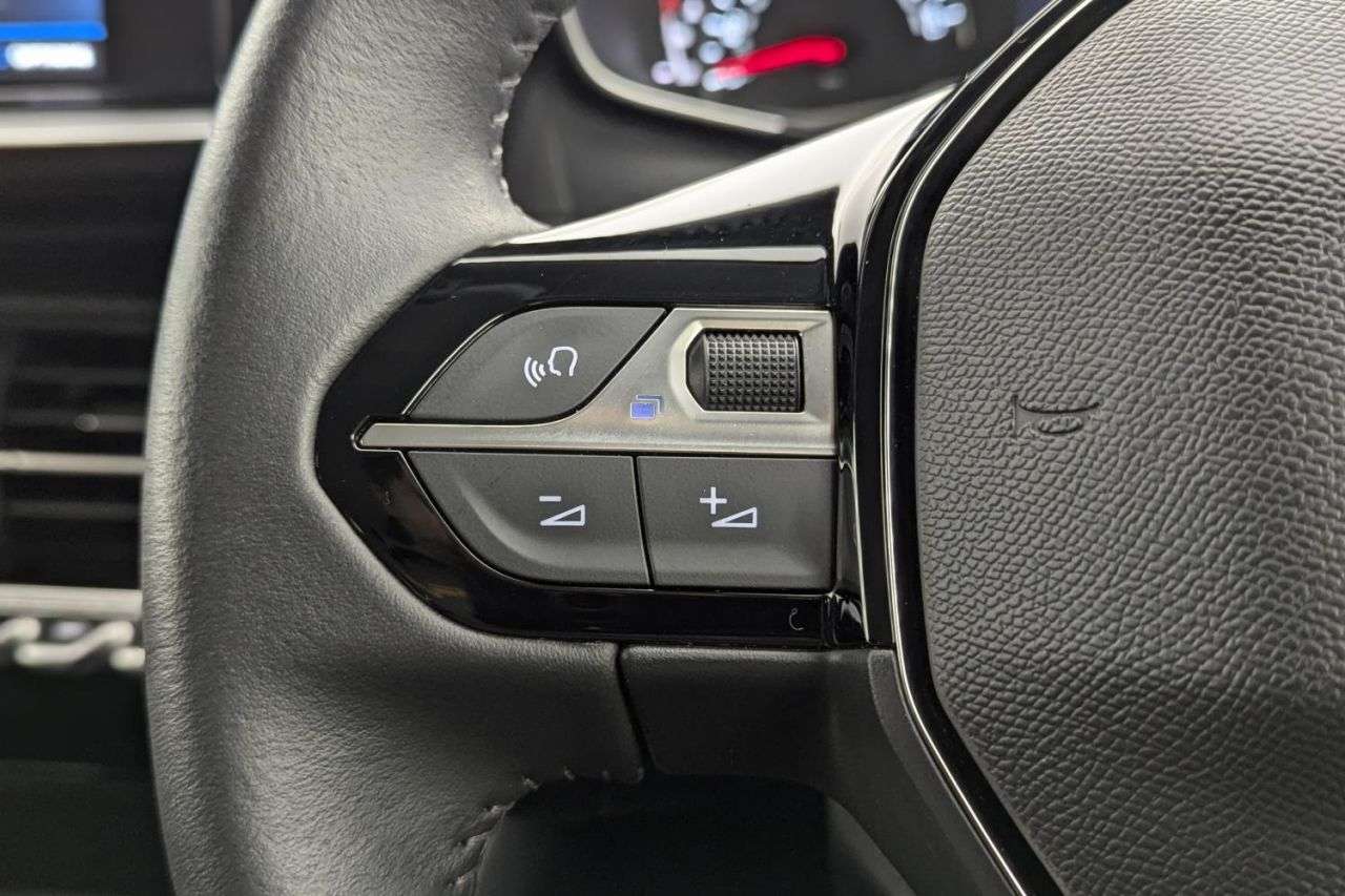 2022 PEUGEOT 208 2022 PEUGEOT 208