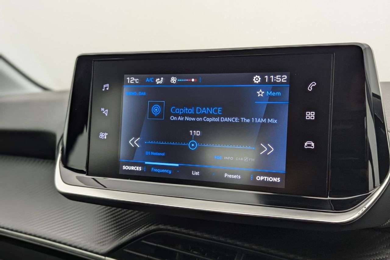 2022 PEUGEOT 208 2022 PEUGEOT 208