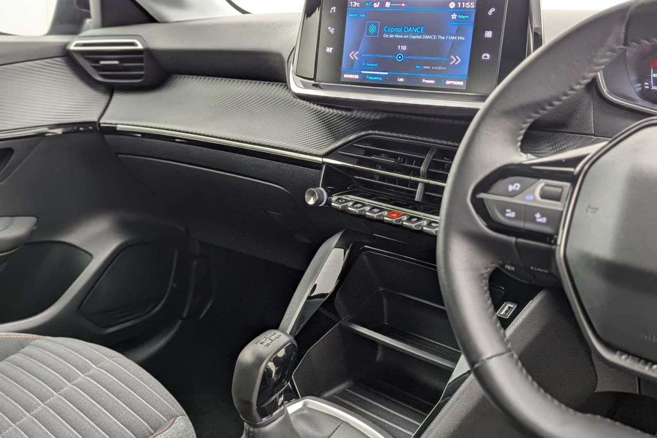 2022 PEUGEOT 208 2022 PEUGEOT 208