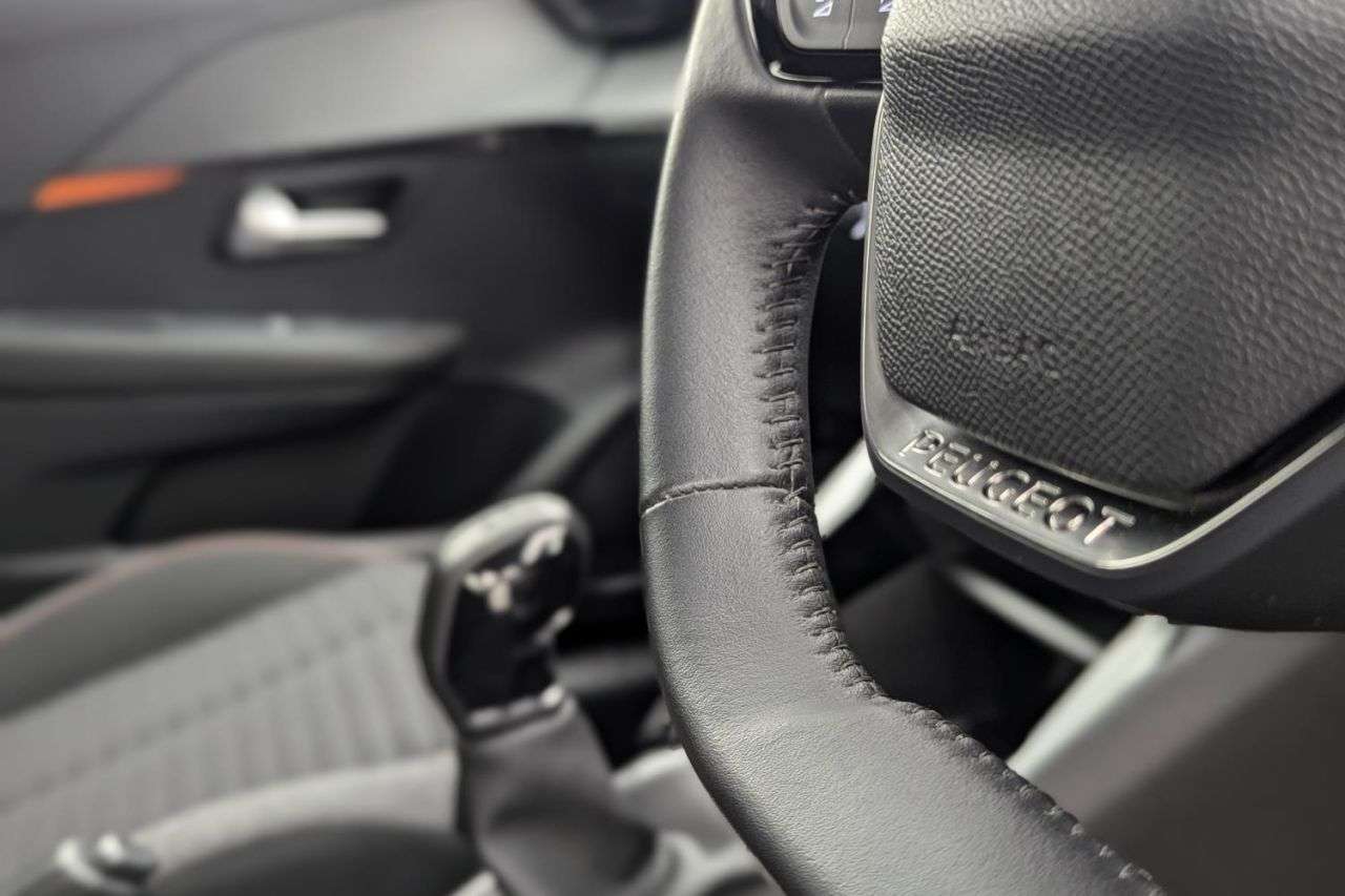 2022 PEUGEOT 208 2022 PEUGEOT 208