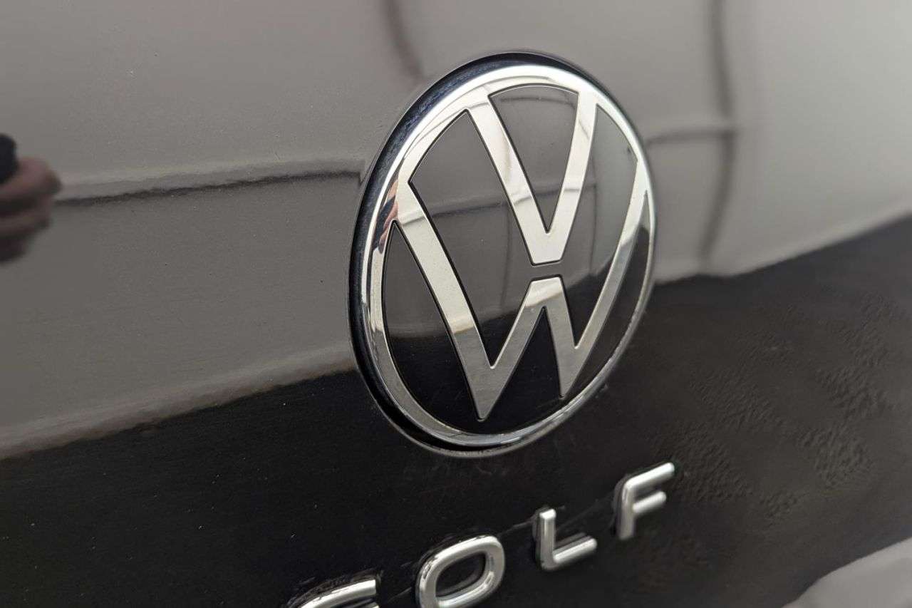 2021 VOLKSWAGEN GOLF 2021 VOLKSWAGEN GOLF