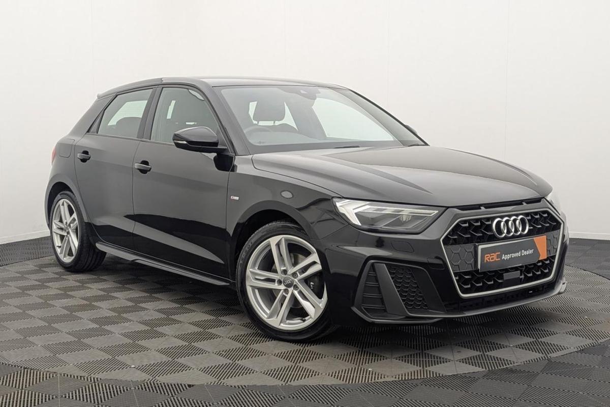 Check out this Audi A1 2019 Petrol Manual