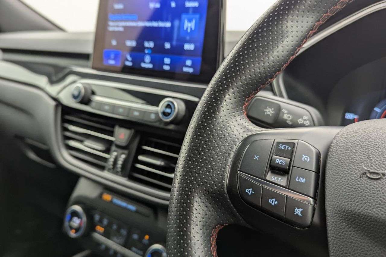 2022 FORD KUGA 2022 FORD KUGA