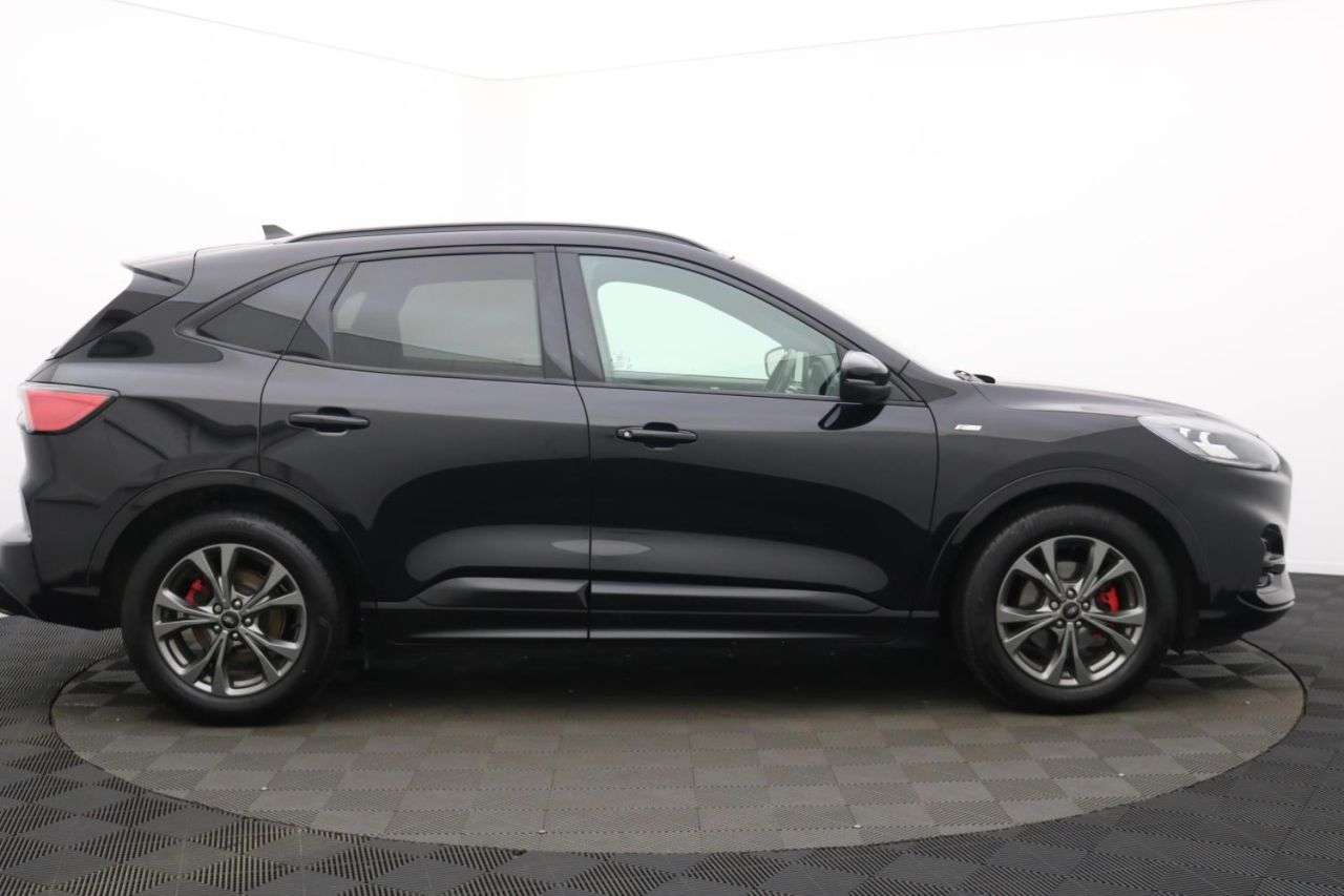 2022 FORD KUGA 2022 FORD KUGA