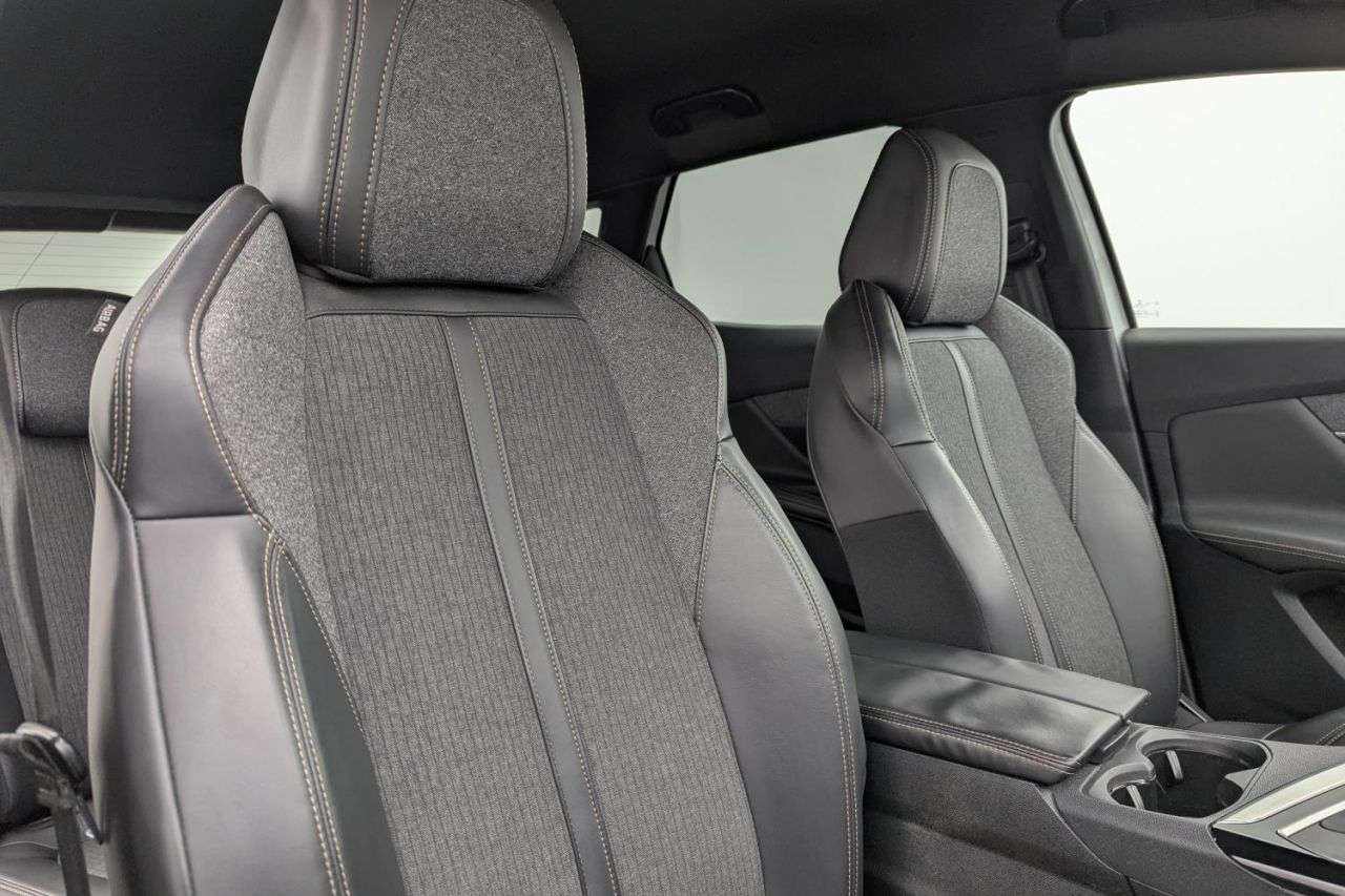 2018 PEUGEOT 3008 2018 PEUGEOT 3008