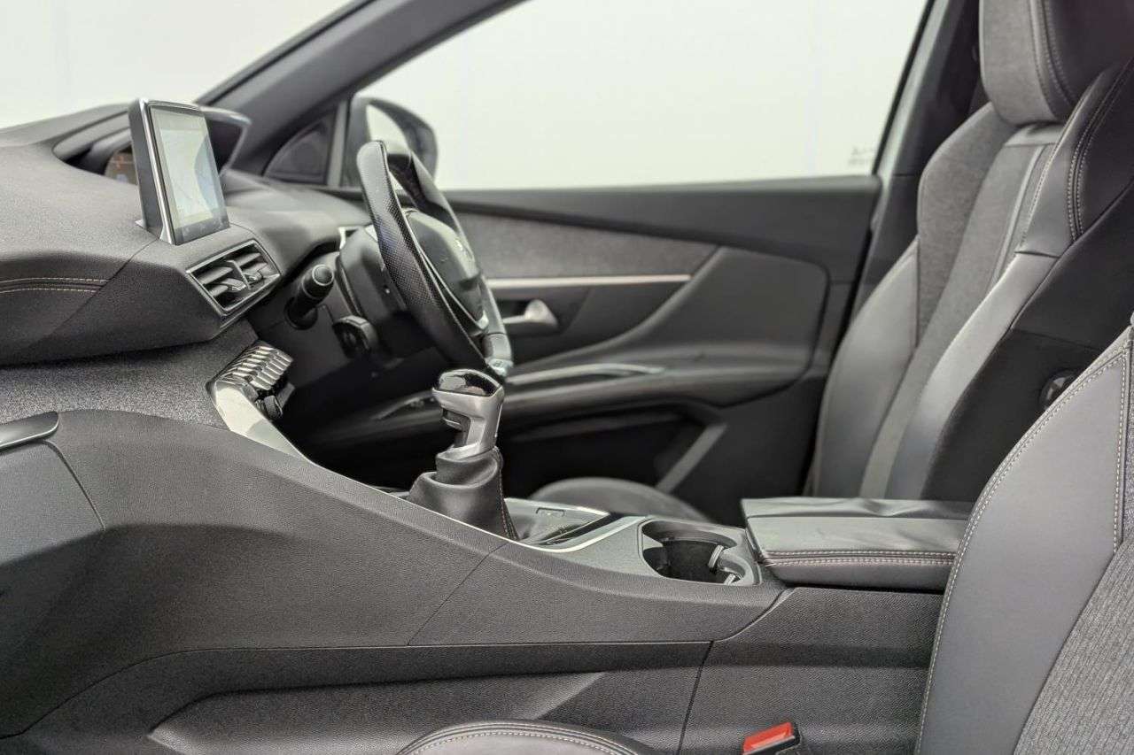 2018 PEUGEOT 3008 2018 PEUGEOT 3008