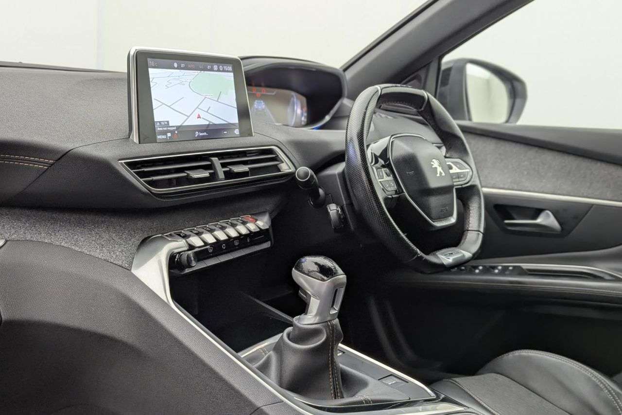 2018 PEUGEOT 3008 2018 PEUGEOT 3008