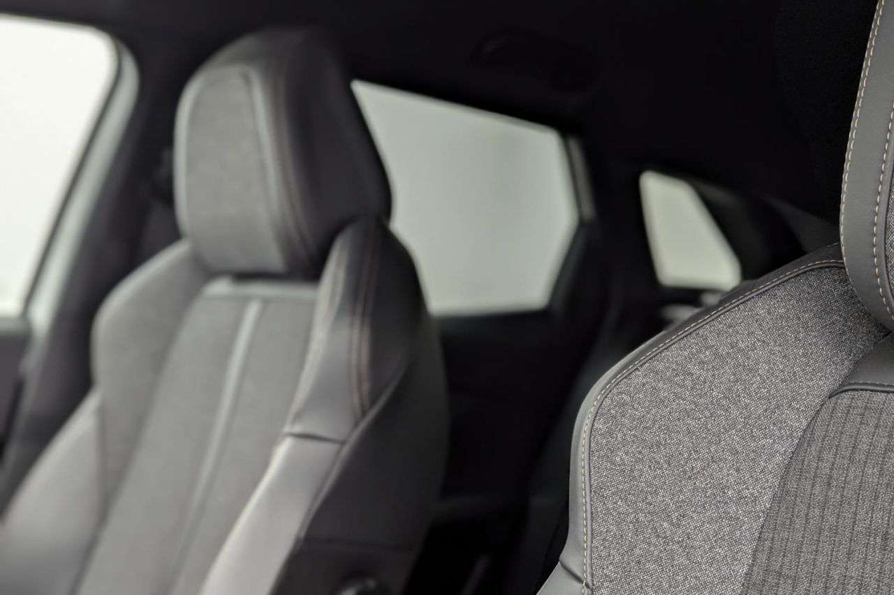 2018 PEUGEOT 3008 2018 PEUGEOT 3008