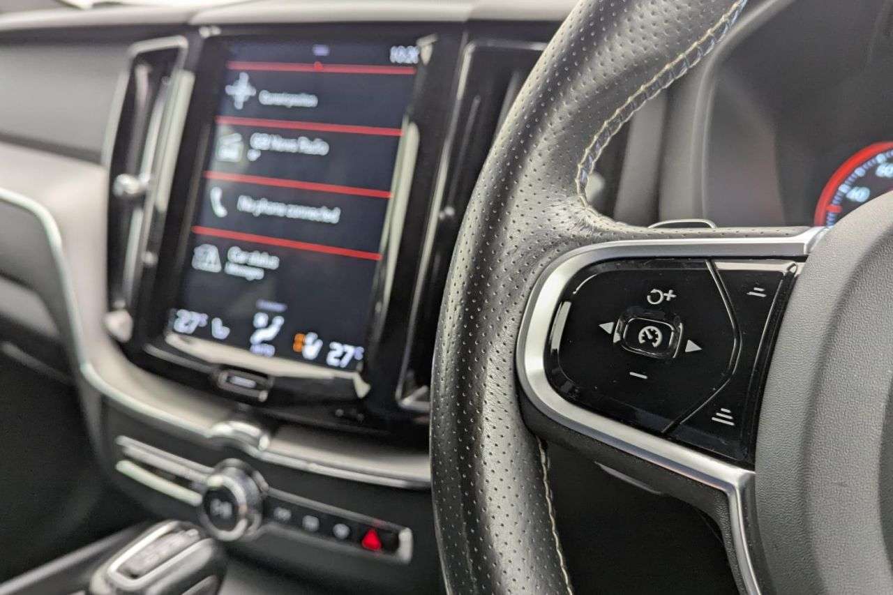 2019 VOLVO XC60 2019 VOLVO XC60