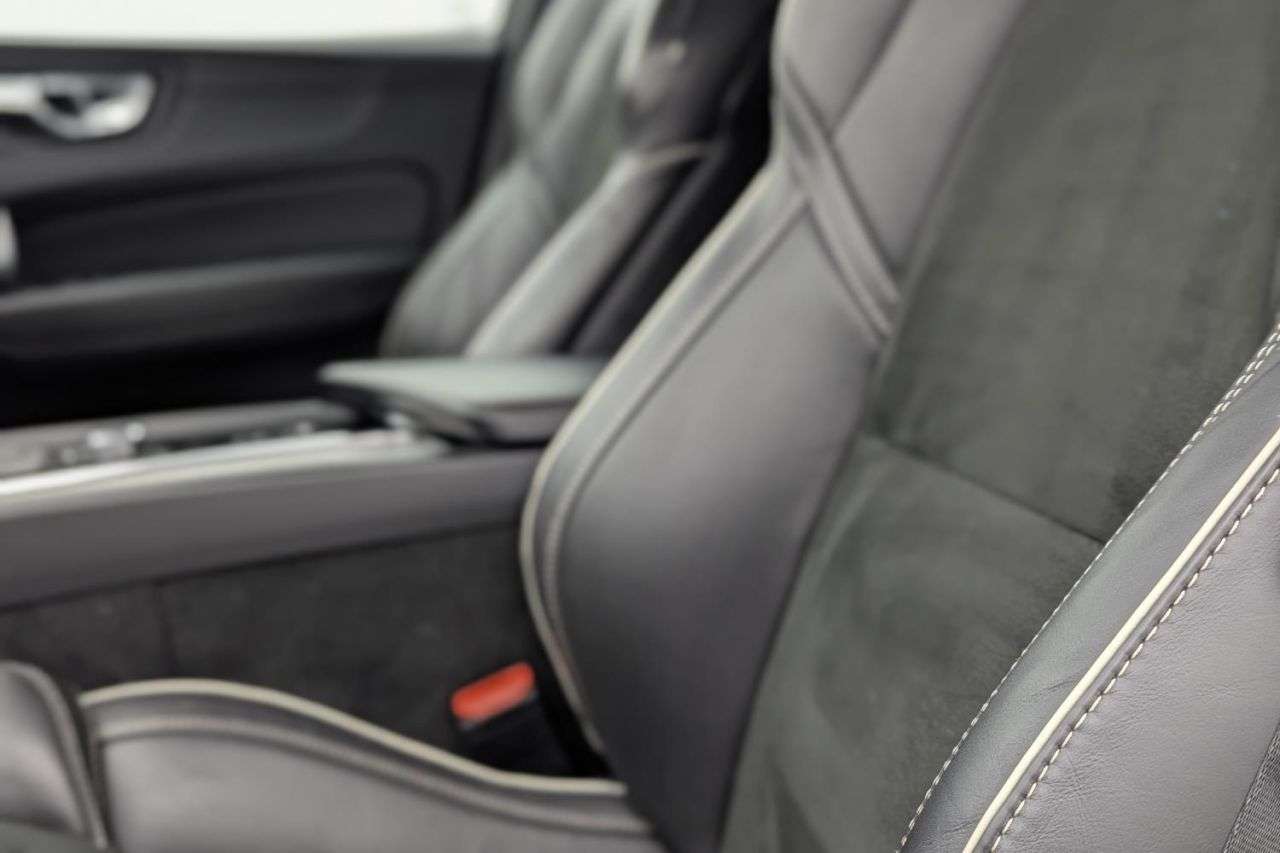 2019 VOLVO XC60 2019 VOLVO XC60