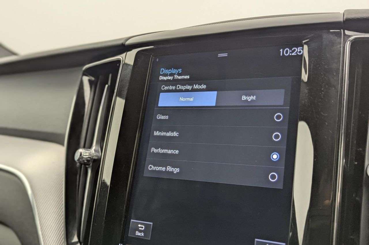 2019 VOLVO XC60 2019 VOLVO XC60