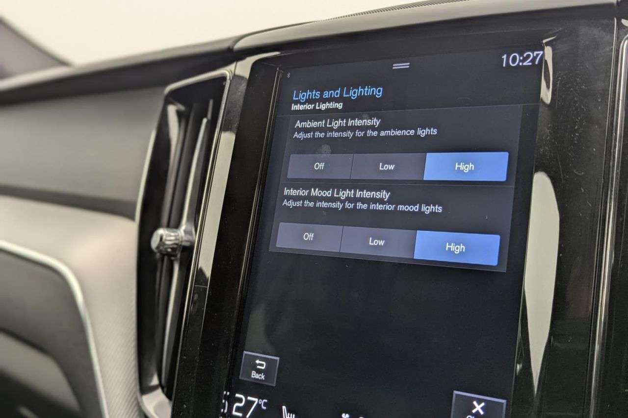 2019 VOLVO XC60 2019 VOLVO XC60