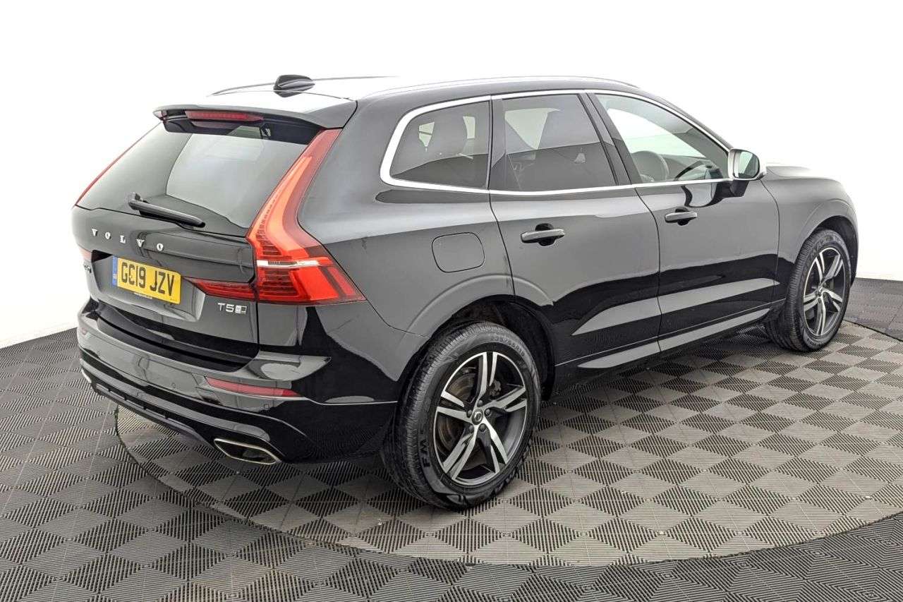 2019 VOLVO XC60 2019 VOLVO XC60