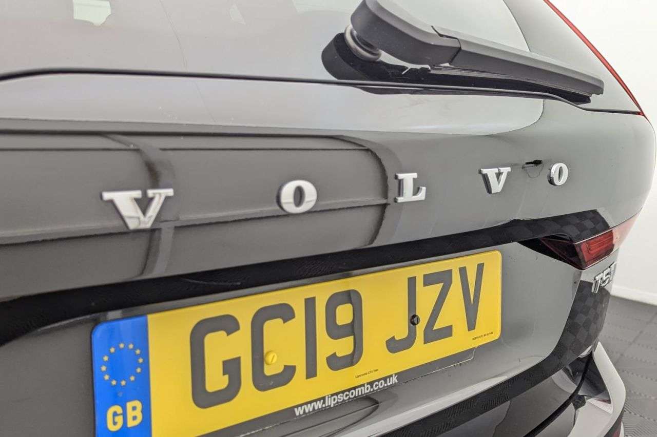 2019 VOLVO XC60 2019 VOLVO XC60