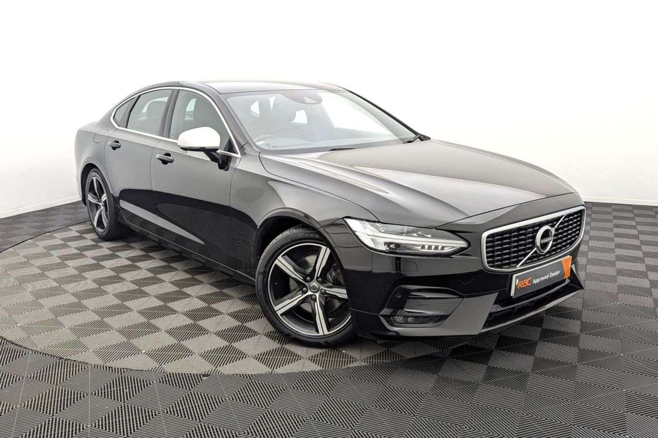 2018 VOLVO S90 2018 VOLVO S90