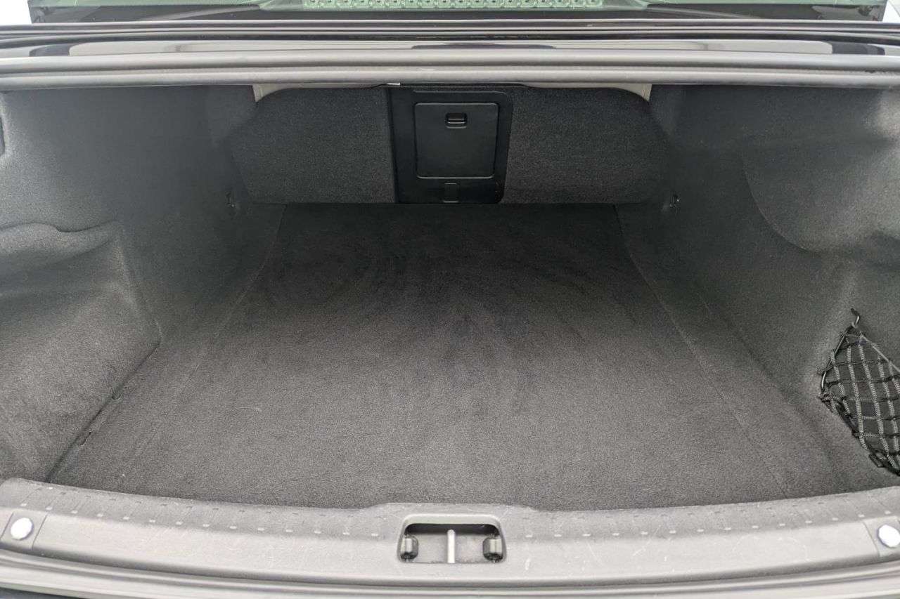 2018 VOLVO S90 2018 VOLVO S90