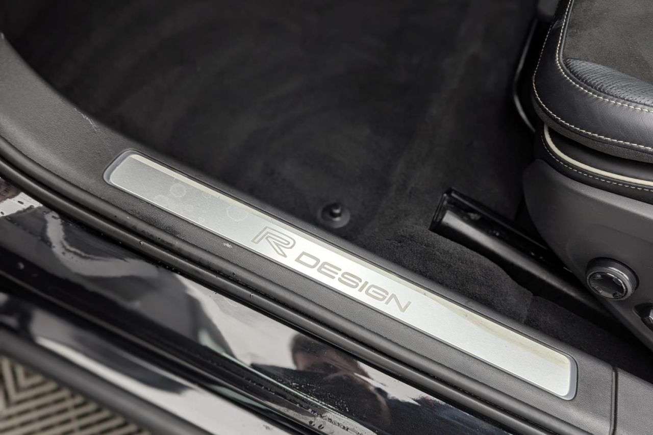 2018 VOLVO S90 2018 VOLVO S90