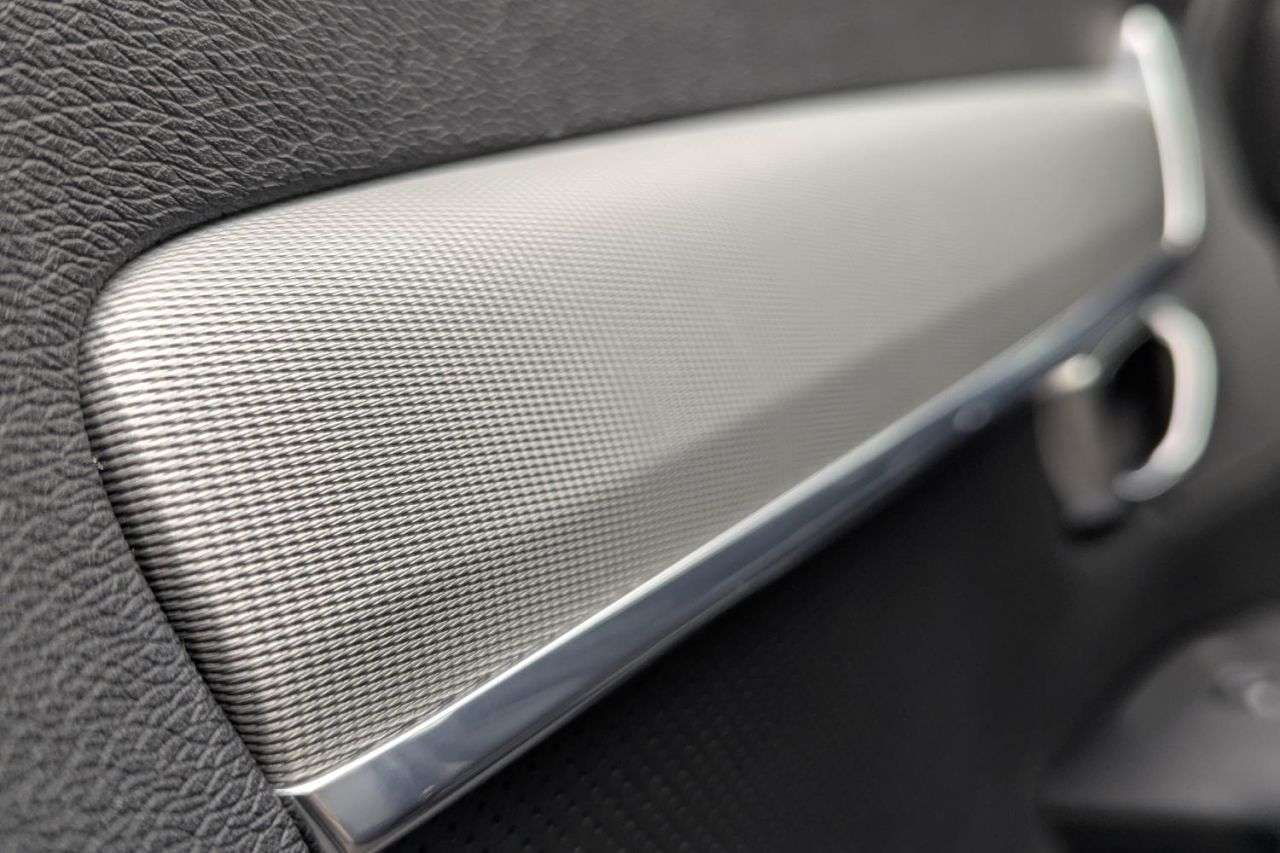 2018 VOLVO S90 2018 VOLVO S90