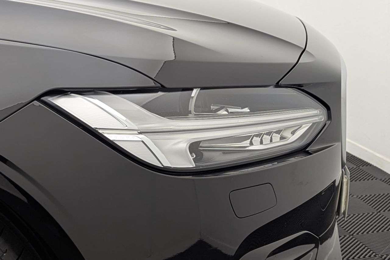 2018 VOLVO S90 2018 VOLVO S90