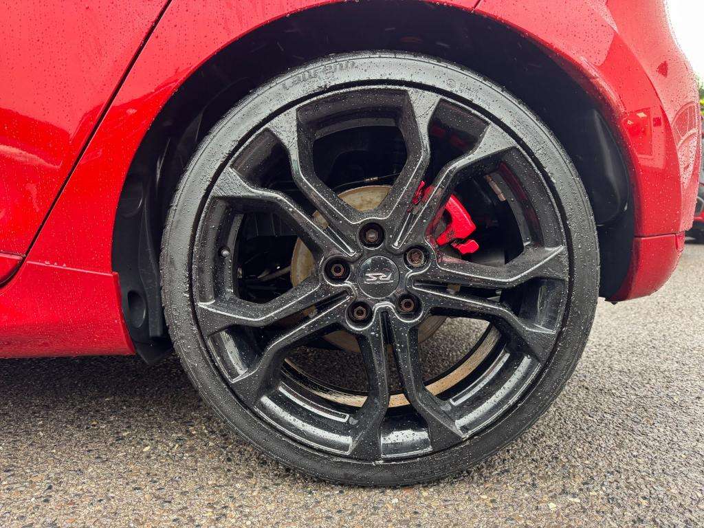 2013 RENAULT CLIO 2013 RENAULT CLIO