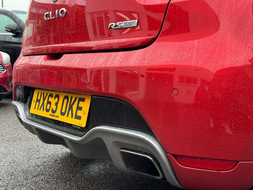 2013 RENAULT CLIO 2013 RENAULT CLIO