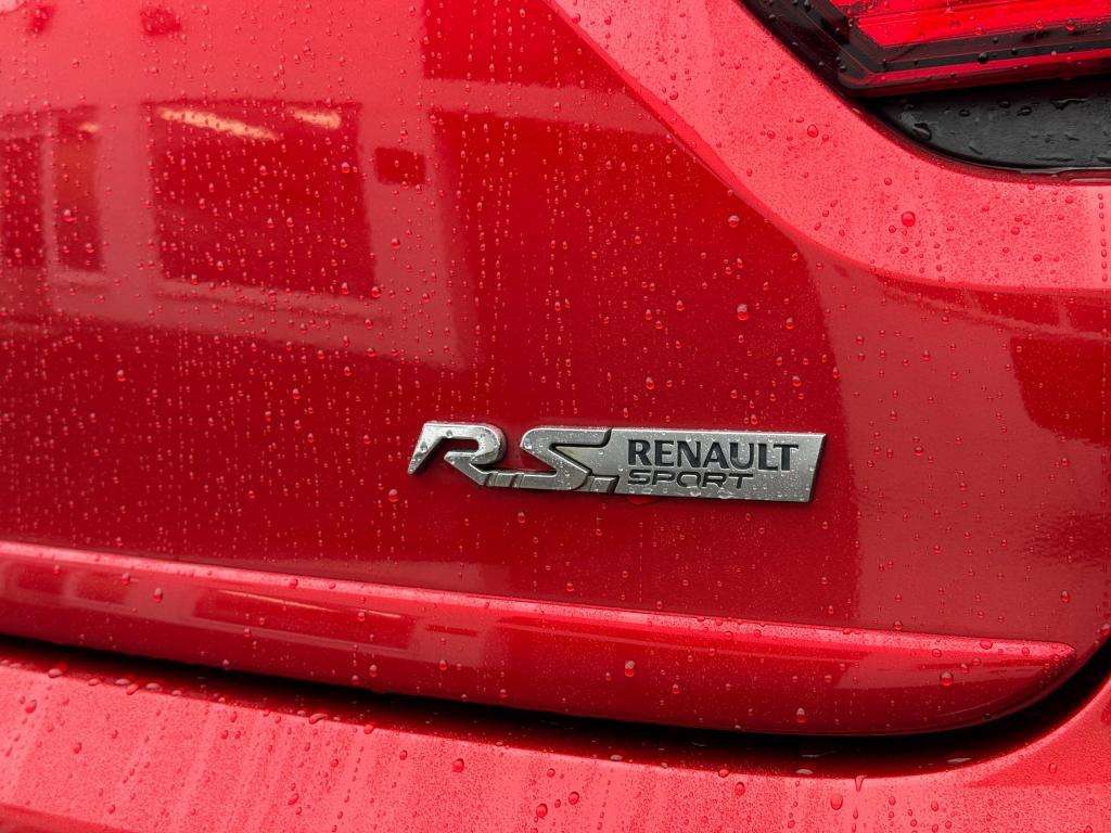 2013 RENAULT CLIO 2013 RENAULT CLIO