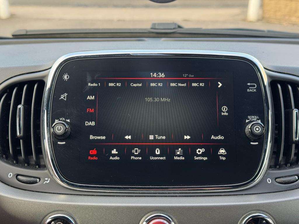 2017 FIAT 500 2017 FIAT 500