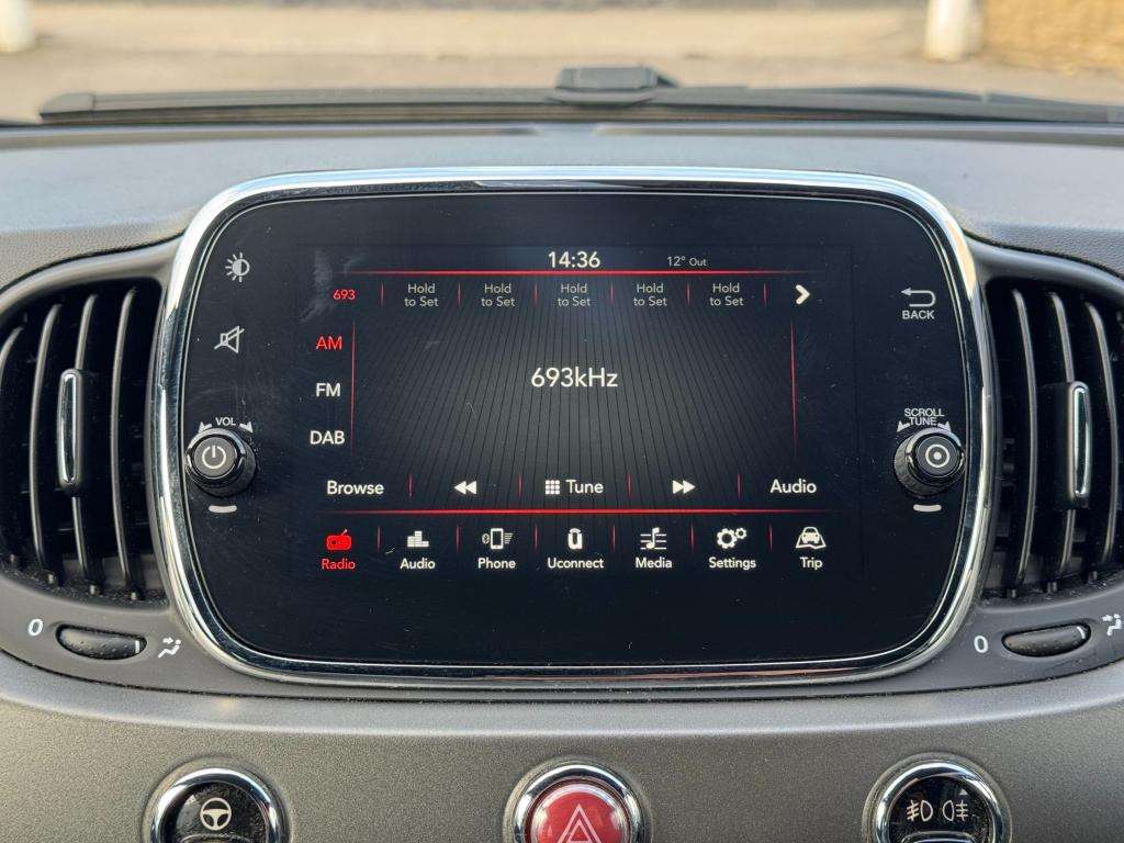 2017 FIAT 500 2017 FIAT 500