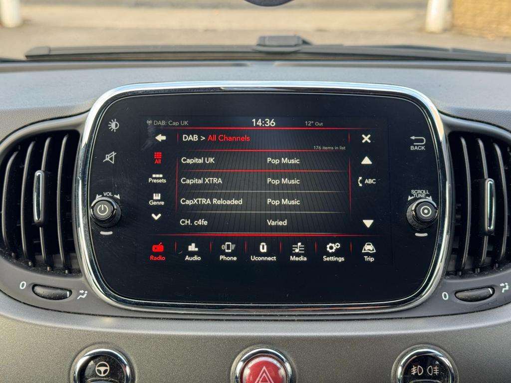 2017 FIAT 500 2017 FIAT 500