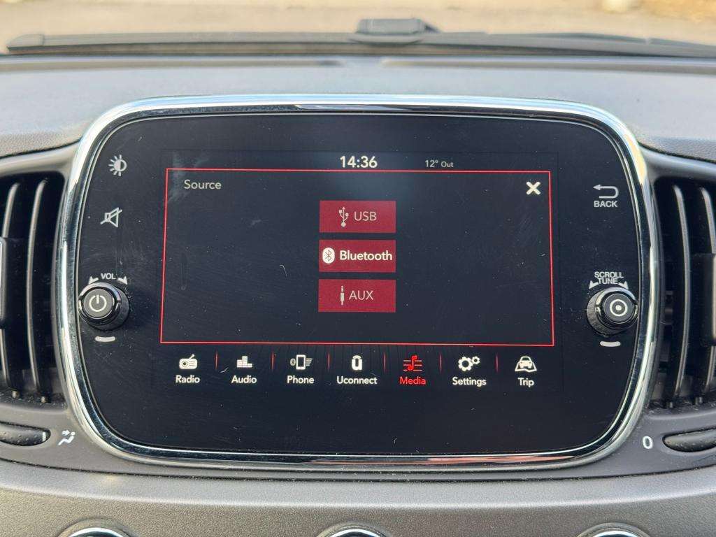 2017 FIAT 500 2017 FIAT 500