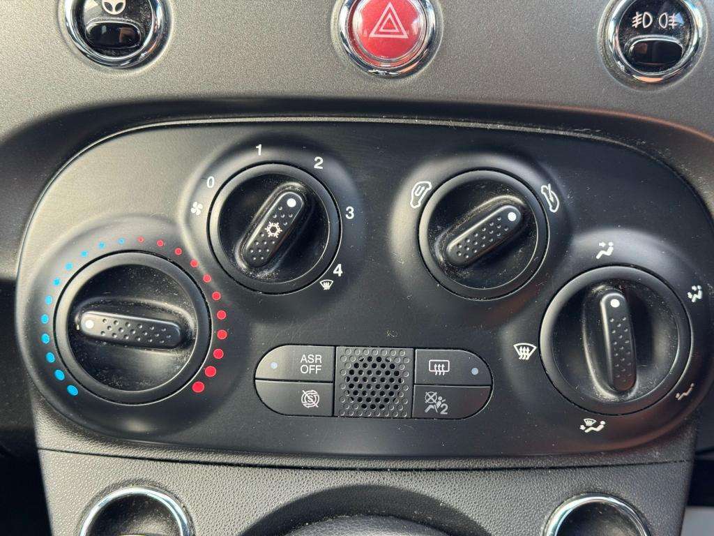 2017 FIAT 500 2017 FIAT 500