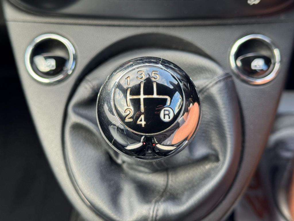 2017 FIAT 500 2017 FIAT 500